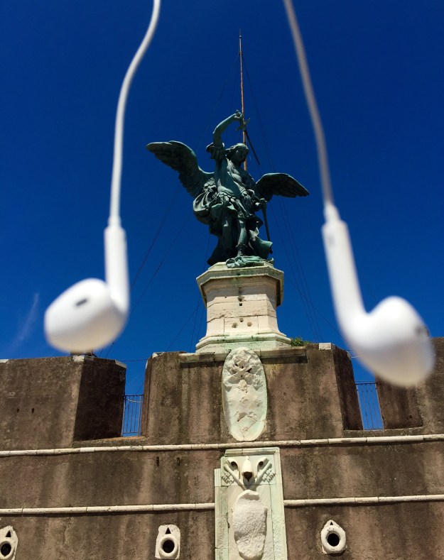 Ascolto la Bellezza del cielo di Castel Sant'Angelo. Foto Safarik Art Magazine
