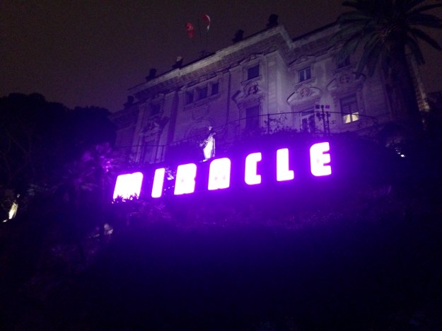 Sylvie Fleury, Miracle (2016). Istituto Svizzero, Mostra 